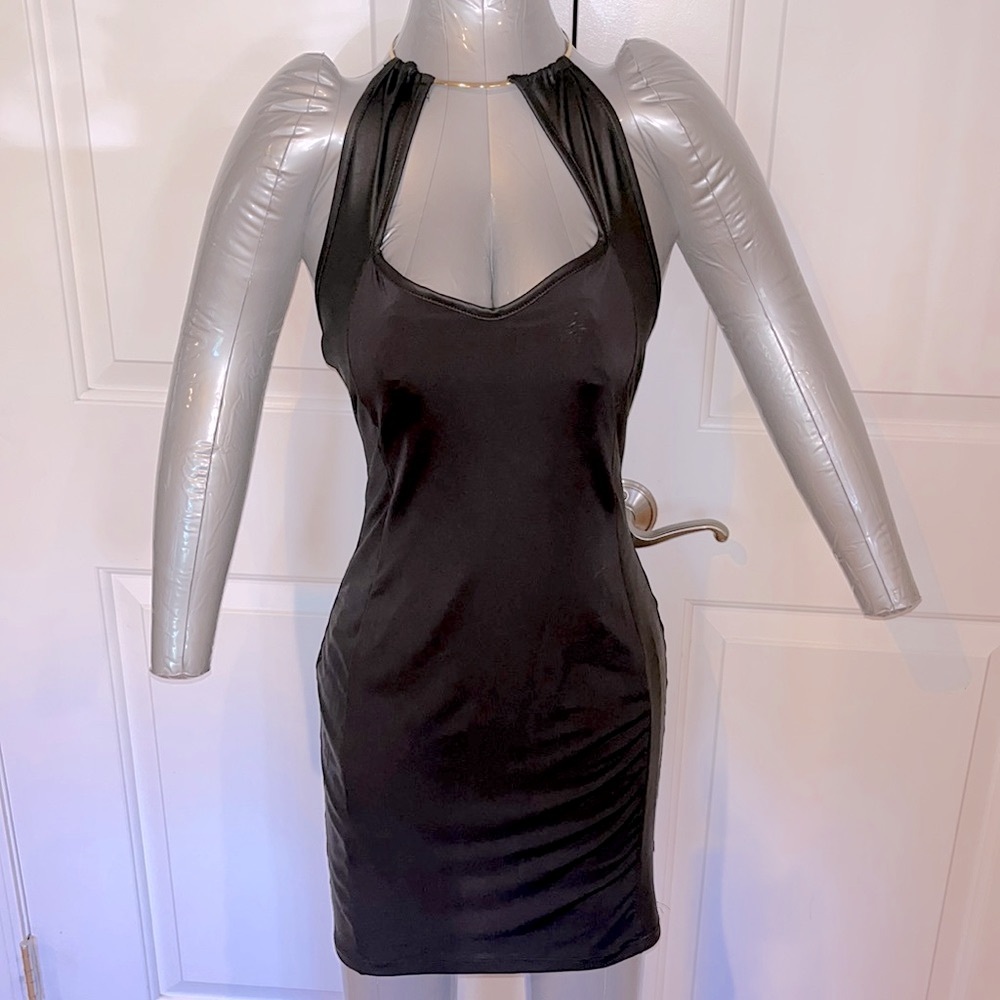 BABE Black sexy tight fitting dress w / gold collar necklace Sz Medium